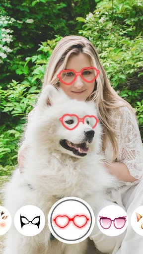 Heart glasses filter for faces and pets in Face filters app with eyewear effects menu