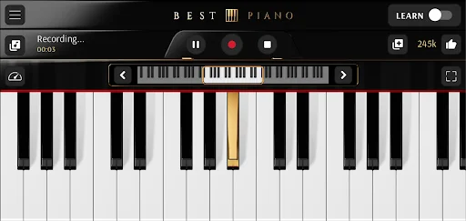 Piano app recording mode active with virtual keyboard display and timer showing session progress